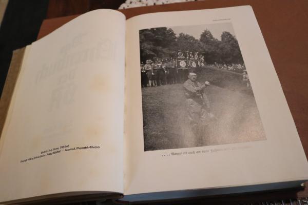 Das Ehrenbuch der SA inkl. Pappschuber 1934